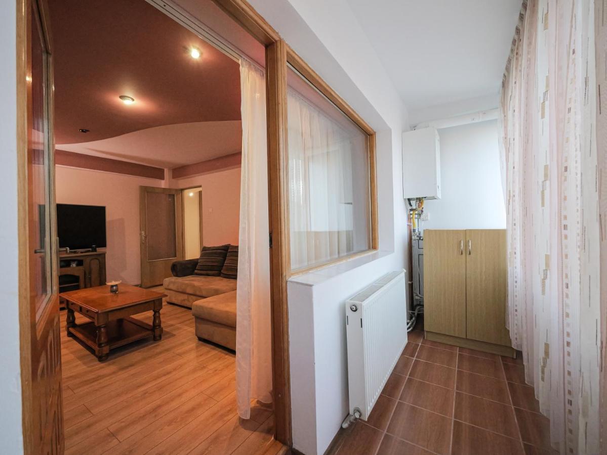 Luxury Ultracentral Curtea de Argeş Exterior foto