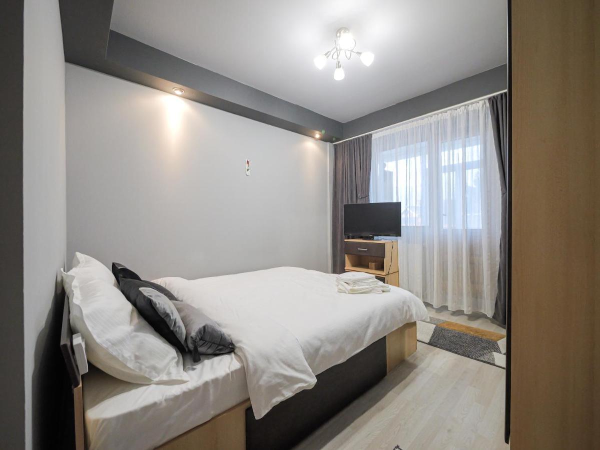 Luxury Ultracentral Curtea de Argeş Exterior foto