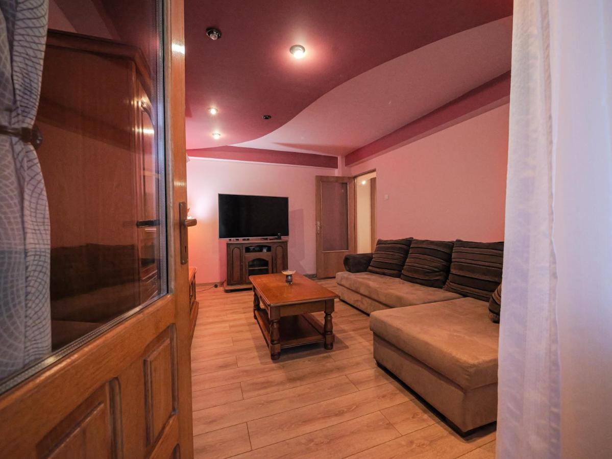Luxury Ultracentral Curtea de Argeş Exterior foto