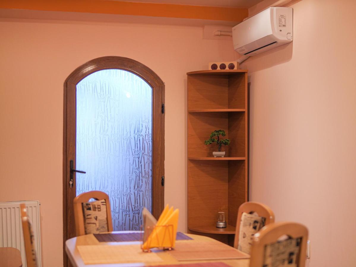 Luxury Ultracentral Curtea de Argeş Exterior foto